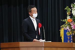 来宾致辞前田晋太郎下关市长